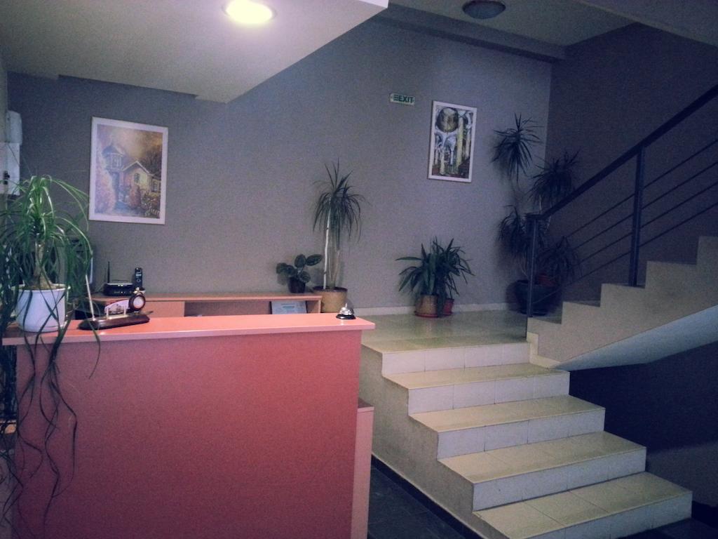 Family Hotel Kredo Sliven Εξωτερικό φωτογραφία