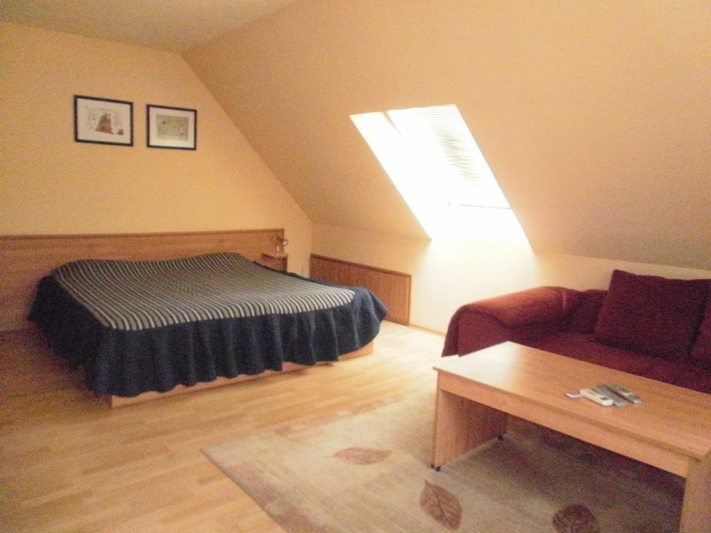Family Hotel Kredo Sliven Εξωτερικό φωτογραφία